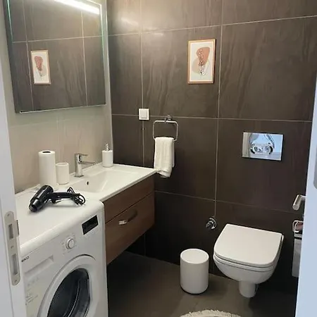 Lüks Site ıçerisinde Havuz Olanaklı Ev Appartement *