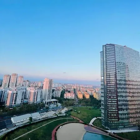 Appartement Lüks Site ıçerisinde Havuz Olanaklı Ev