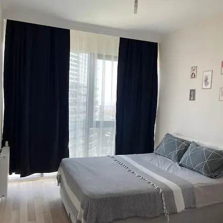Apartment Luks Site Icerisinde Havuz Olanakli Ev *